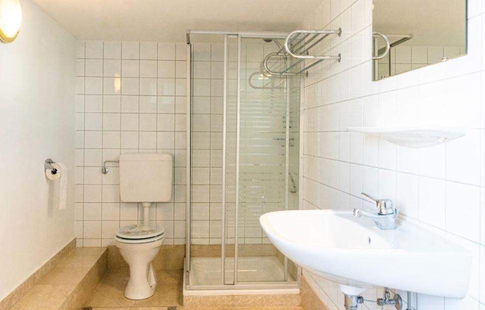 Budget Apartments In Thermennahe Bad Tatzmannsdorf Esterno foto